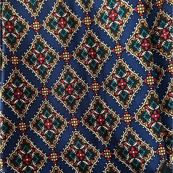 American Apparel- Classic High Waisted Cuff Shorts - Made in USA - Picture 6 of 8